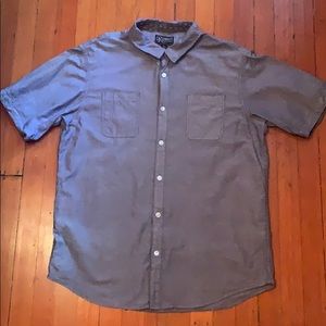 Short sleeve button down